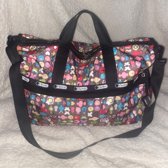 Lesportsac Bags Lesportsac Weekender Duffle Bag Like New Poshmark